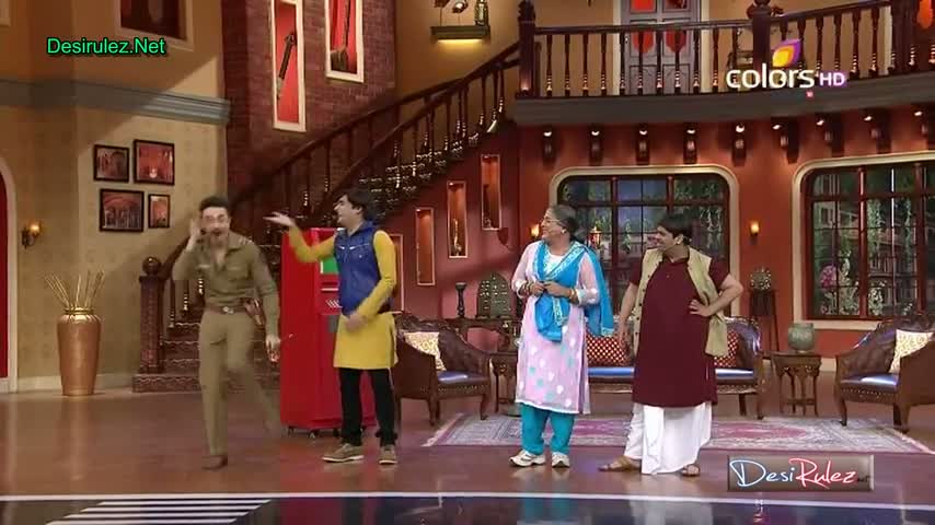 Watch Comedy Nights with Kapil - Karan Johar - 12th July 2014 - Part 2/4 Video