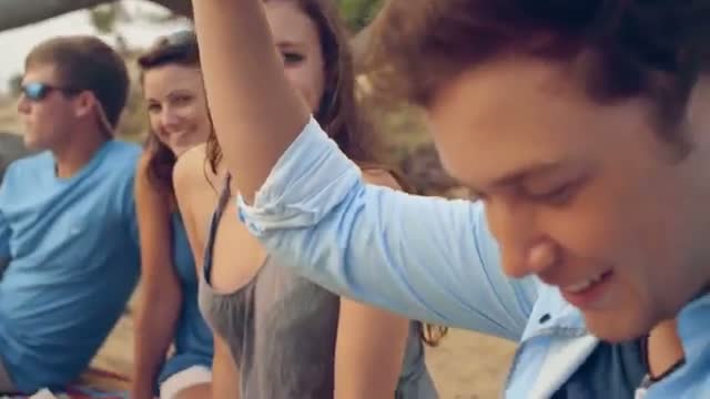 Watch Scotty McCreery - Feelin' It Video