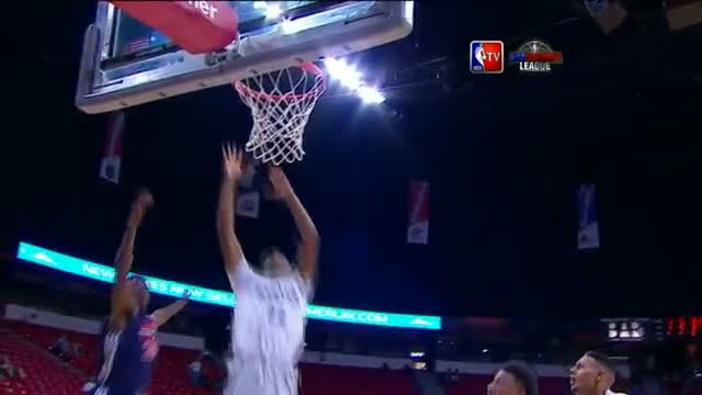 Watch NBA: Glenn Robinson III Throws it Down! Video