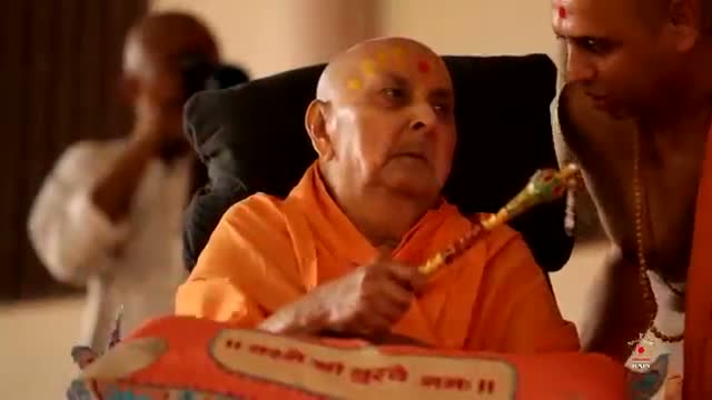 Watch Guru Purnima, Morning Darshan - Guruhari Darshan 12 Jul 2014, Sarangpur, India Video