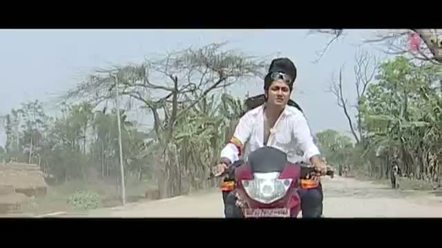 Watch Ras Baate Ras Gulla | Swarg Jaisan Ghar Sansaar | Bhojpuri Video Song Video