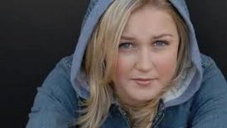 Watch 'The Patriot' Actress Skye McCole Bartusiak Dies at 21 Video