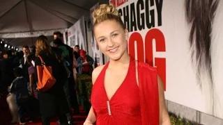 Watch Skye McCole Bartusiak, Mel Gibson's Daughter In 'The Patriot' Dead At Age 21 Video