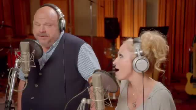 Watch Disney's Circle of Stars - Do You Want to Build a Snowman? Video