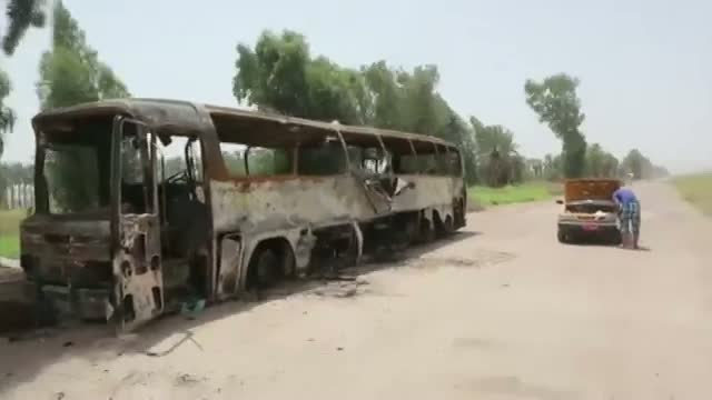 Watch Gunmen Attack Iraqi Prison Convoy Video
