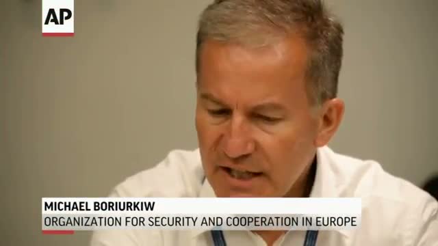 Watch Fighting Blocks Access to Ukraine Crash Site Video
