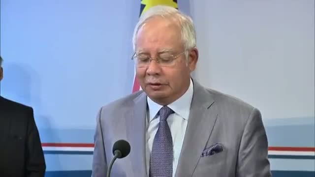 Watch Malaysian PM: Stop Fighting in Ukraine Video
