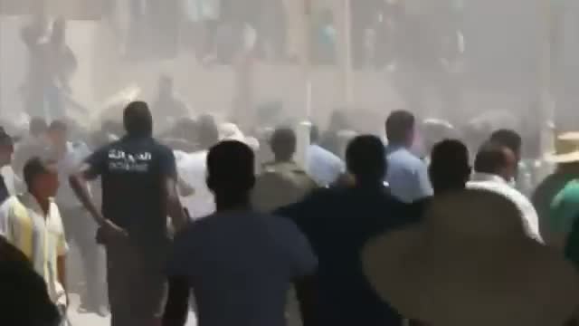 Watch Tunisia Closes Borders With Libya Video