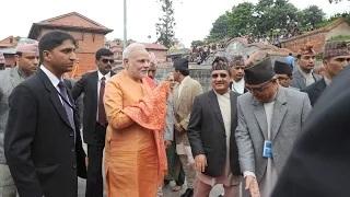 Watch PM Narendra Modi at the Pashupatinath Temple, in Kathmandu, Nepal Video