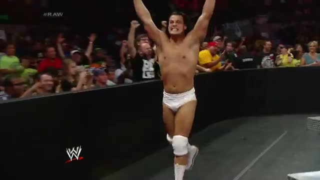 Watch R-Truth vs. Bo Dallas: WWE Raw, Aug. 4, 2014 Video