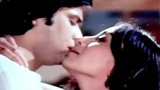 Watch Bhool Gaya Sab Kuch - Kishore Kumar, Lata, Julie Romantic Song (Duet) - Old is Gold Video