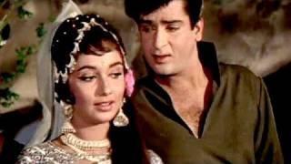 Watch Is Rang Badalti Duniya Mein - Rajkumar (1964) Shammi Kapoor, Mohammed Rafi Video