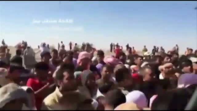 Watch Iraqi Forces Airlift Yazidis From Mountain Video