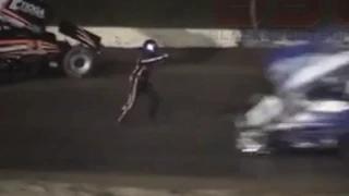 Watch Tony Stewart Hits & Kills Kevin Ward Jr! Sprint Car Crash (Canandaigua Motorsports Park in New York) Video