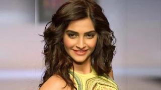 Watch Sonam Kapoor Throws A Royal Dinner Party - Khoobsurat (2014) Video