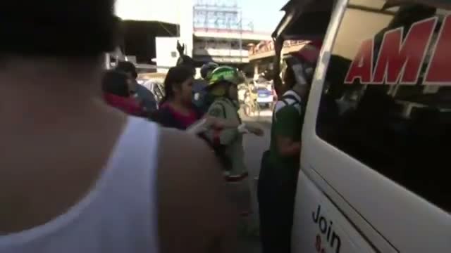 Watch Manila Commuter Train Crashes Into Barrier Video