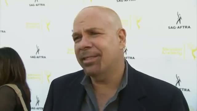 Watch TV Stars Pay Tribute to Williams and Bacall Video