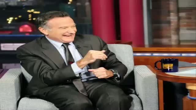 Watch Jimmy Fallon Breaks Down During Robin Williams Tribute Video