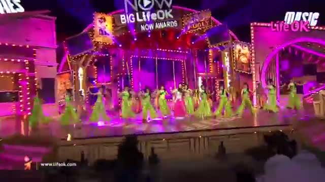Watch Life Ok Now Awards: 15th August 2014 Performances - Shraddha Arya Video
