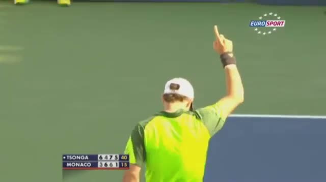 Watch Fantastic tweener of Juan Monaco - Tsonga vs Monaco - US Open 2014 Video