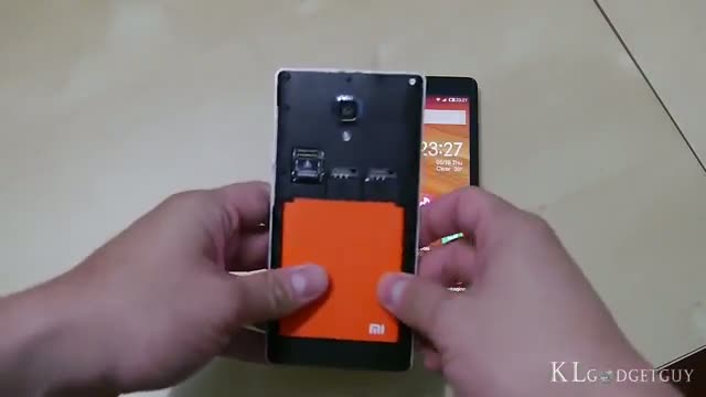 Watch Redmi 1s and Redmi Note First Look and Unboxing Video