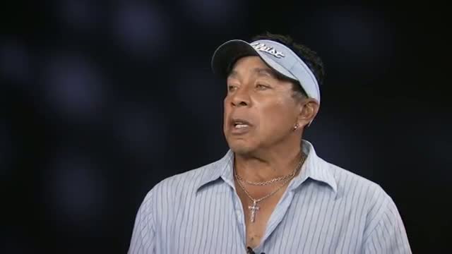 Watch Smokey Robinson on Touring: 'It's a Party' Video
