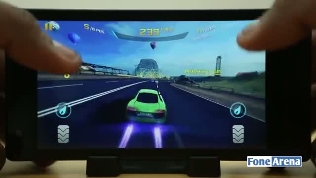 Watch Xiaomi Redmi 1S Asphalt 8 Gameplay Video