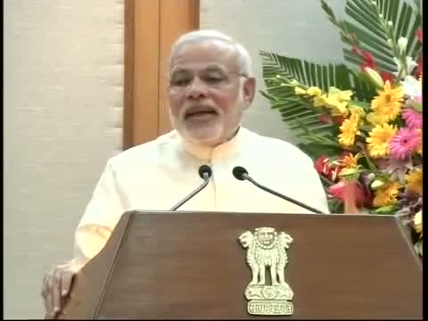 Watch PM Modi's informal interaction with awardee teachers on the eve of Teachers Day Video