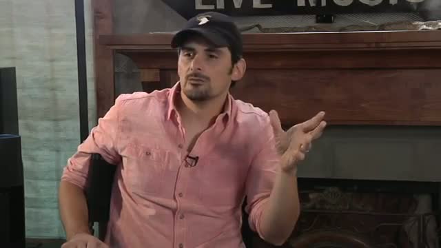 Watch Brad Paisley Talks About Girl Power Video