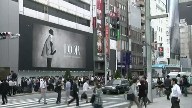 Watch Tokyo Lines for New Apple Phone Video