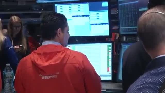 Watch Alibaba Shares Surge in Biggest-ever IPO Video