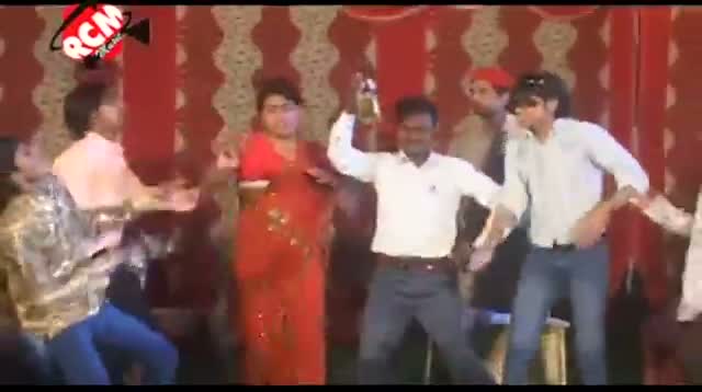 Watch Pahila Fairing Choli Pe Kaila - Bhojpuri Hot Video Song | Indu Sonali Video