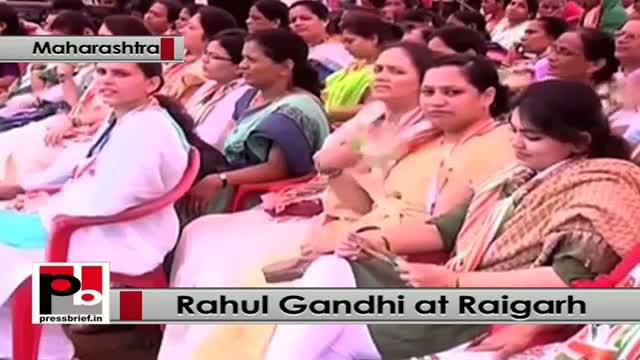 Watch Rahul Gandhi at Raigarh in Maharashtra urges people to vote for Congress Video
