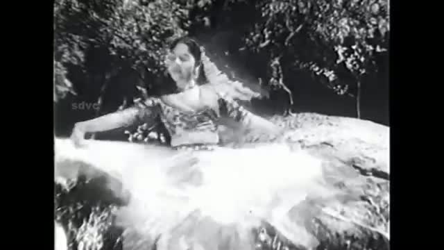 Watch Yaar Ippo - Uday Kumar, B.Saroja Devi - Yanai Pagan - Tamil Romantic Song Video