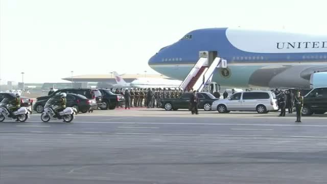 Watch US President Arrives for the APEC Summit Video