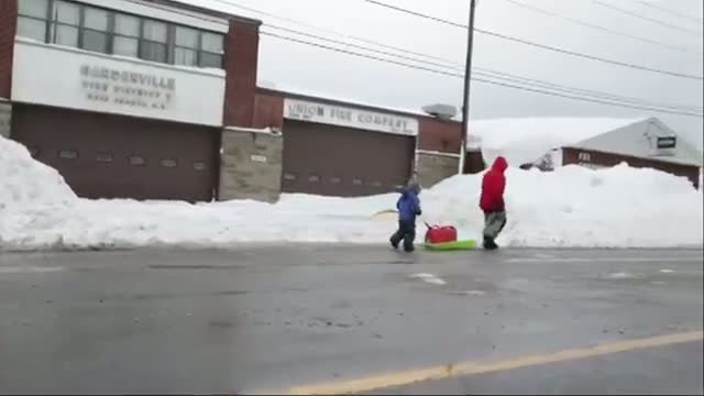 Watch Huge Snow Covers Buffalo Streets Video