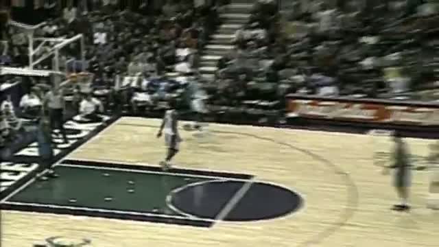 Watch Top 10 NBA Plays of Baron Davis' Career Video