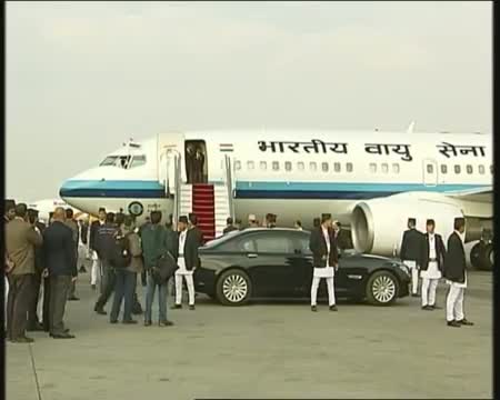 Watch PM NARENDRA MODI arrives in NEPAL for SAARC Summit Video