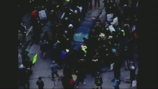 Watch  Car Crashes Into Minneapolis Protesters Video