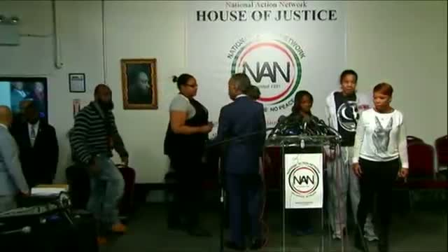 Watch Community Picks Up Pieces After Ferguson Chaos Video