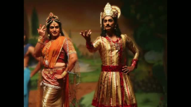 Watch Kaaviya Thalaivan Tamil Movie Review - Siddharth, Prithviraj, Vasantha Balan Video
