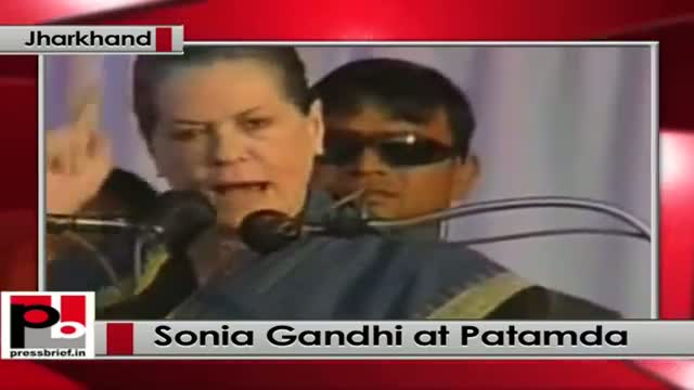 Watch Sonia Gandhi addresses Congress poll rally at Jharkhand, takes on BJP Video