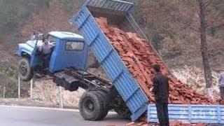Watch funny video new 2013 clips 33.Funniest accident.funny accident Video