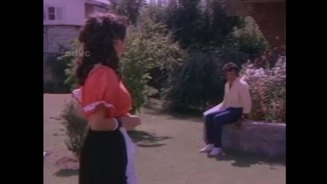 Watch Oh Kadhal Ennai | Rajnikanth | Amala | Bharathiraja | Kodi Parakathu | Tamil Romantic Video Song Video