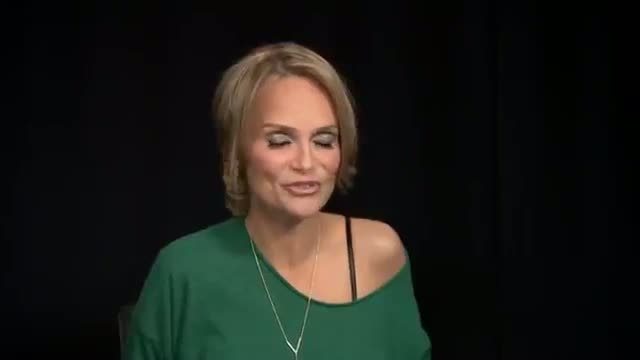 Watch Kristin Chenoweth on Her J-Lo Connection Video