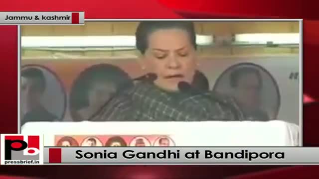 Watch Sonia Gandhi addresses rally in Bandipora, J&K attacks on BJP Video