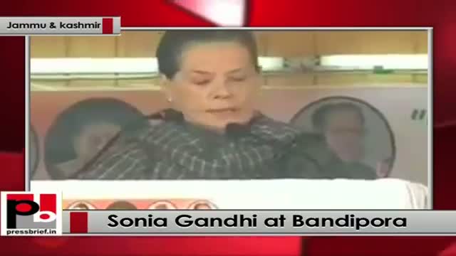 Watch Sonia Gandhi addresses rally in Bandipora, J&K criticizes BJP Video