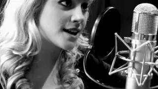 Watch Pixie Lott - Poker Face (Official) Video