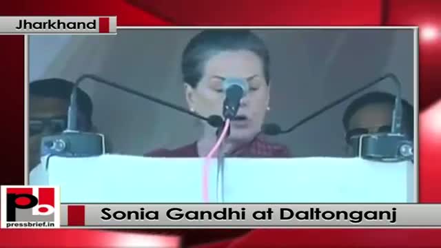 Watch Sonia Gandhi at Daltonganj, Jharkhand; attack BJP, Modi govt Video