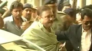 Watch Mamata Banerjee's minister Madan Mitra arrested in Saradha chit fund scam Video